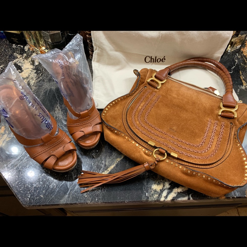 CHLOE WEDGES SIZE 38 Authentic Saddle Color